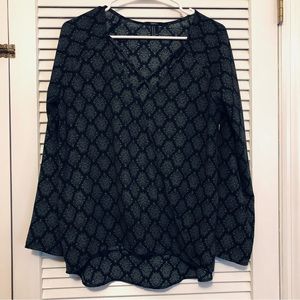 Forever 21 Black with Green Print Cross Tie Front Long Sleeve Blouse M
